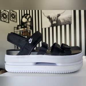 Women's Nike Platform Velcro Sandals